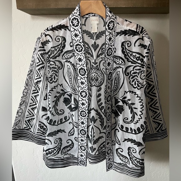 Chico’s Kimono in Black/White Pattern| Cotton-Silk Blend, Size 2/Large••• - Picture 5 of 10